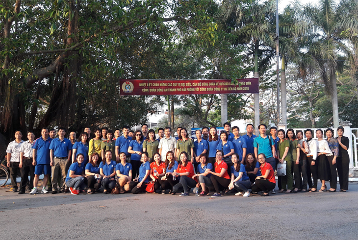 Công đoàn Công ty In Tiến Bộ tổ chức giao lưu văn nghệ - thể thao  với Công đoàn Công an thành phố Hải Phòng